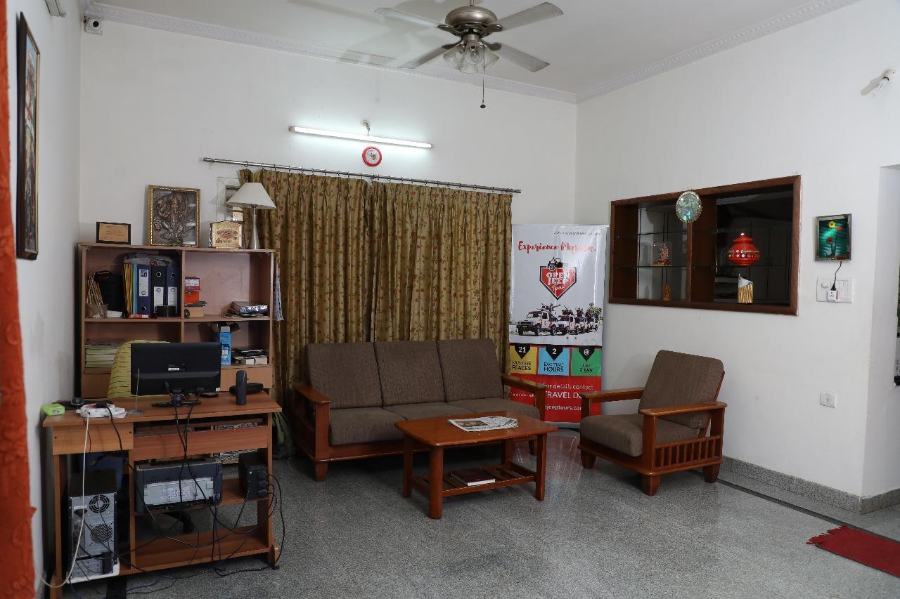 Hotel Queens Comfort مَسّور المظهر الخارجي الصورة